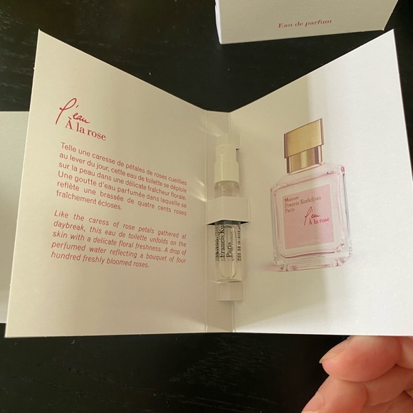 Maison Francis Kurkdjian À la Rose Perfume Set - Picture 4 of 5